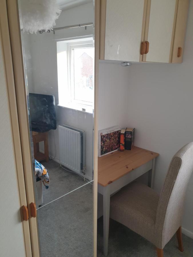 Harry Potter Theme Double Room In Shared House Watford  Exteriér fotografie