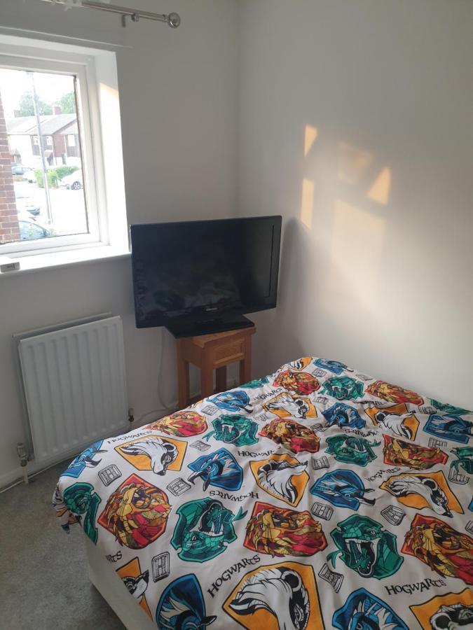 Harry Potter Theme Double Room In Shared House Watford  Exteriér fotografie